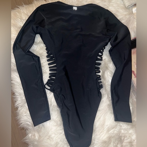 Long sleeve one-piece swimsuit F21 - Picture 3 of 6